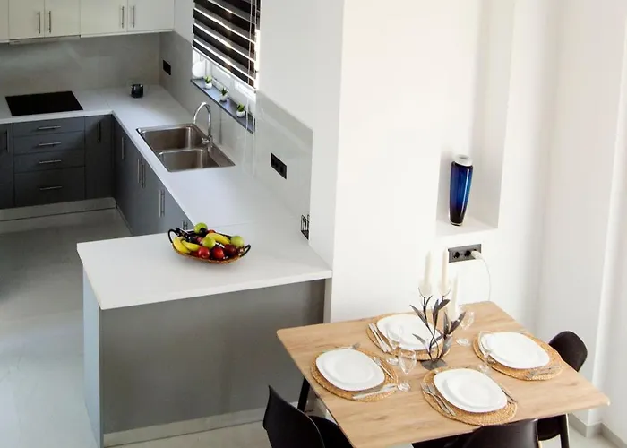 Apartamento Anna Maria's Maisonette Ii